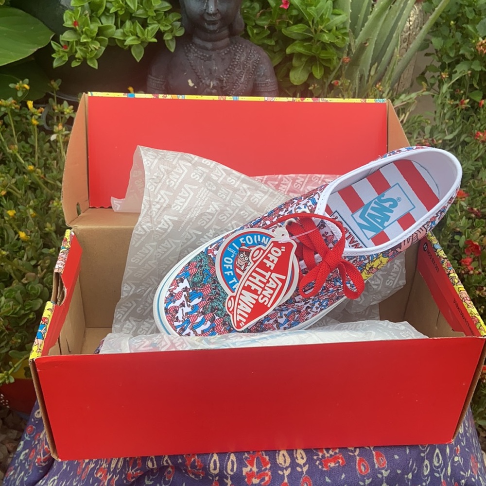 New “WHERE’S WALDO” Vans Authentic - Picture 12 of 16